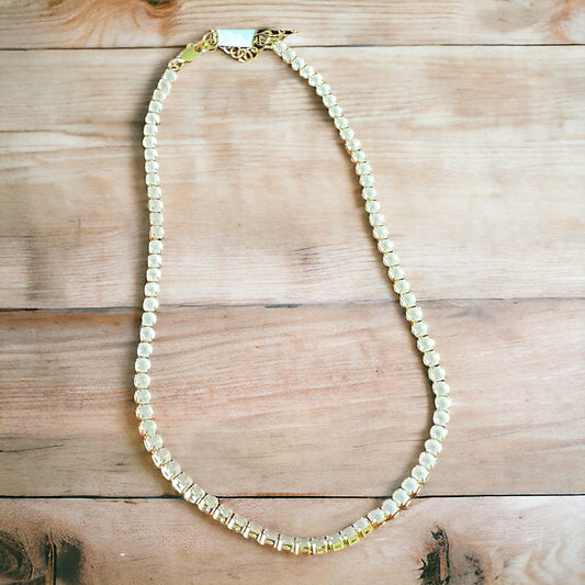 Necklace 8in - blue / light green/beige